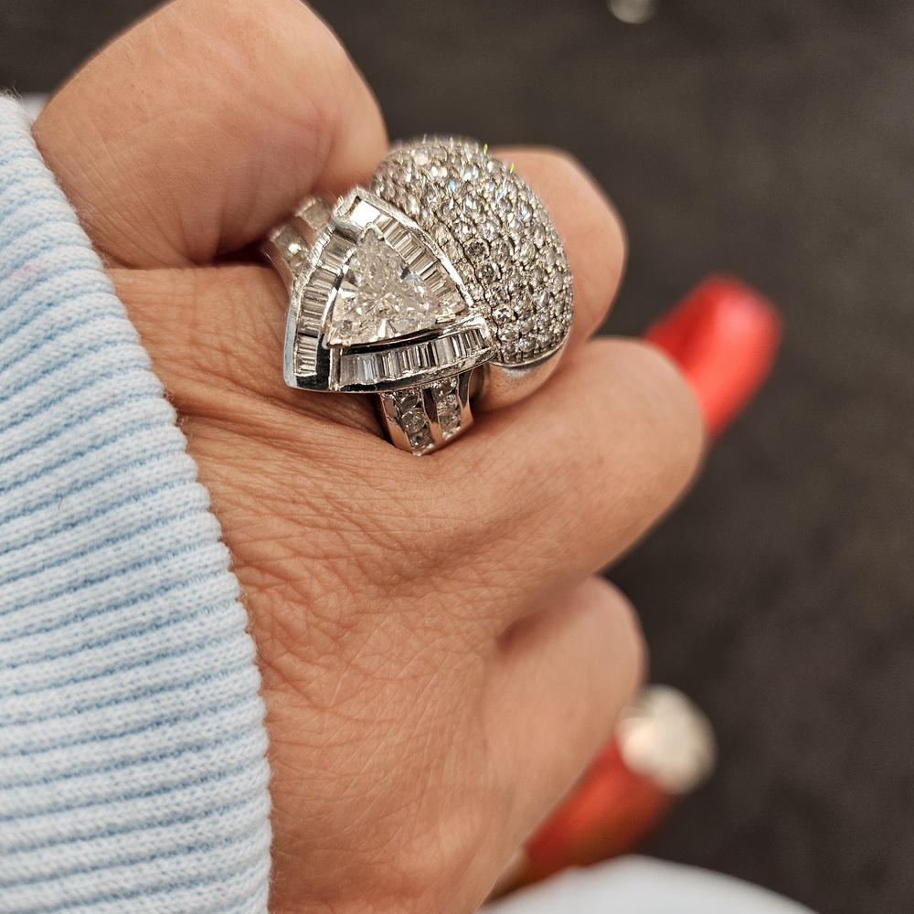 Engagement Ring 4 Carats Total 14k Genuine Diamonds SI2 Trillion Center